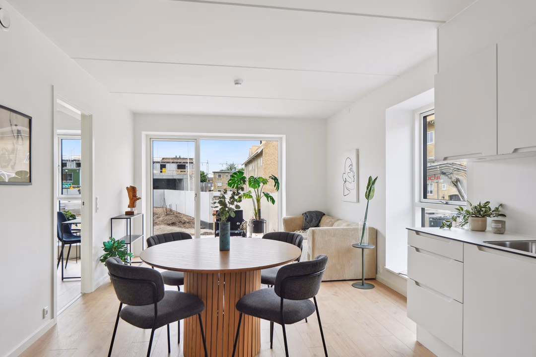 Billede 1 fra lejemålet på Køgevej 110 1. TV, 4000 Roskilde