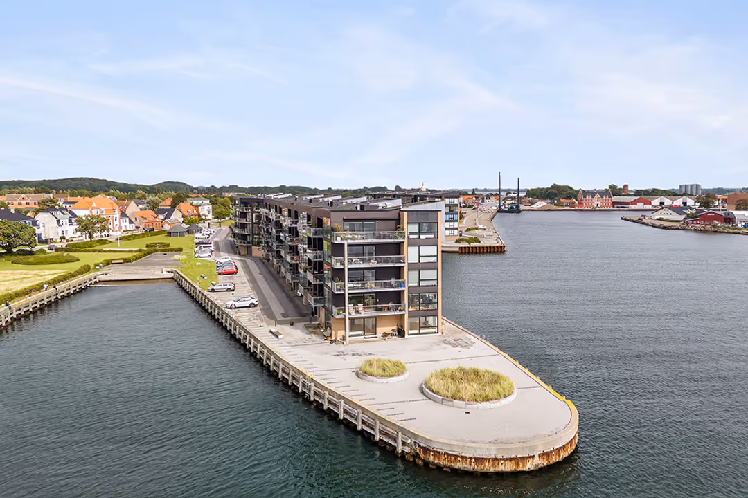 Billede 1 fra lejemålet på Strandvej 43, 4220 Korsør