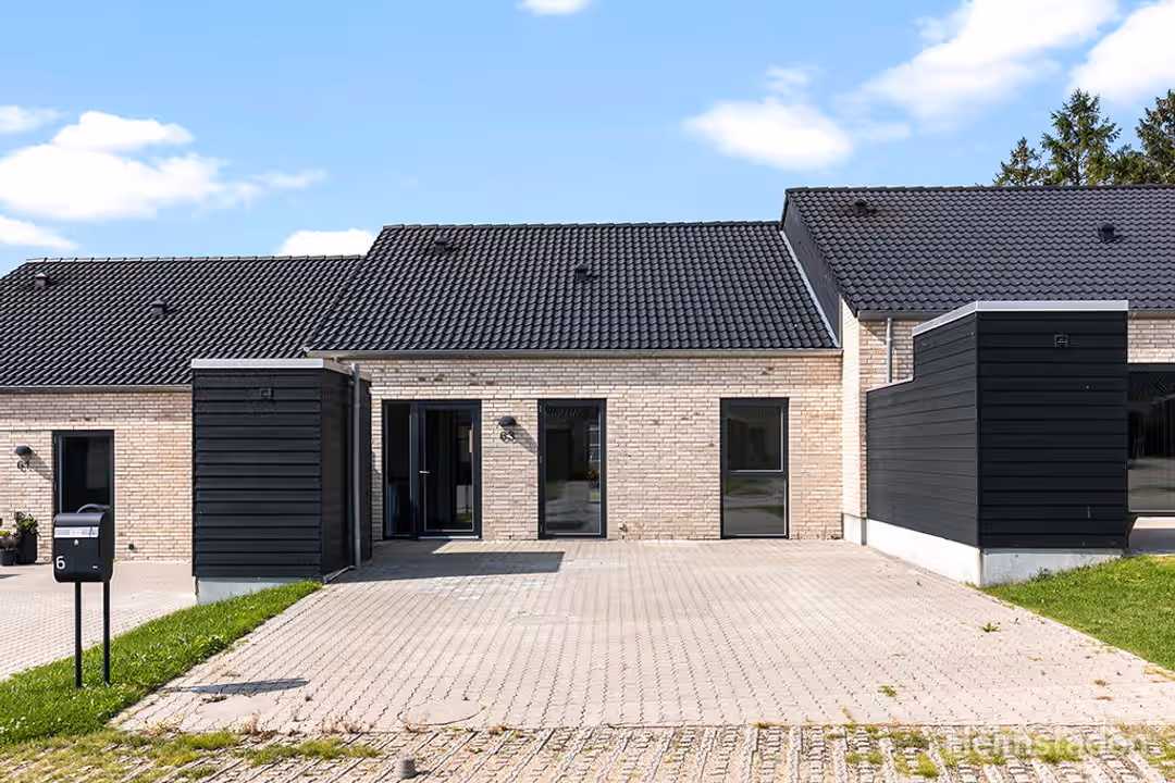 Billede 1 fra lejemålet på Bjørnsager 64, 8940 Randers SV